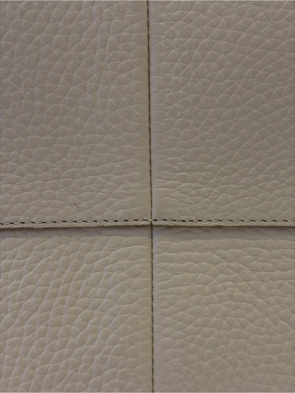 Cuyana Paloma Bag in Ecru - Picture 14 of 15